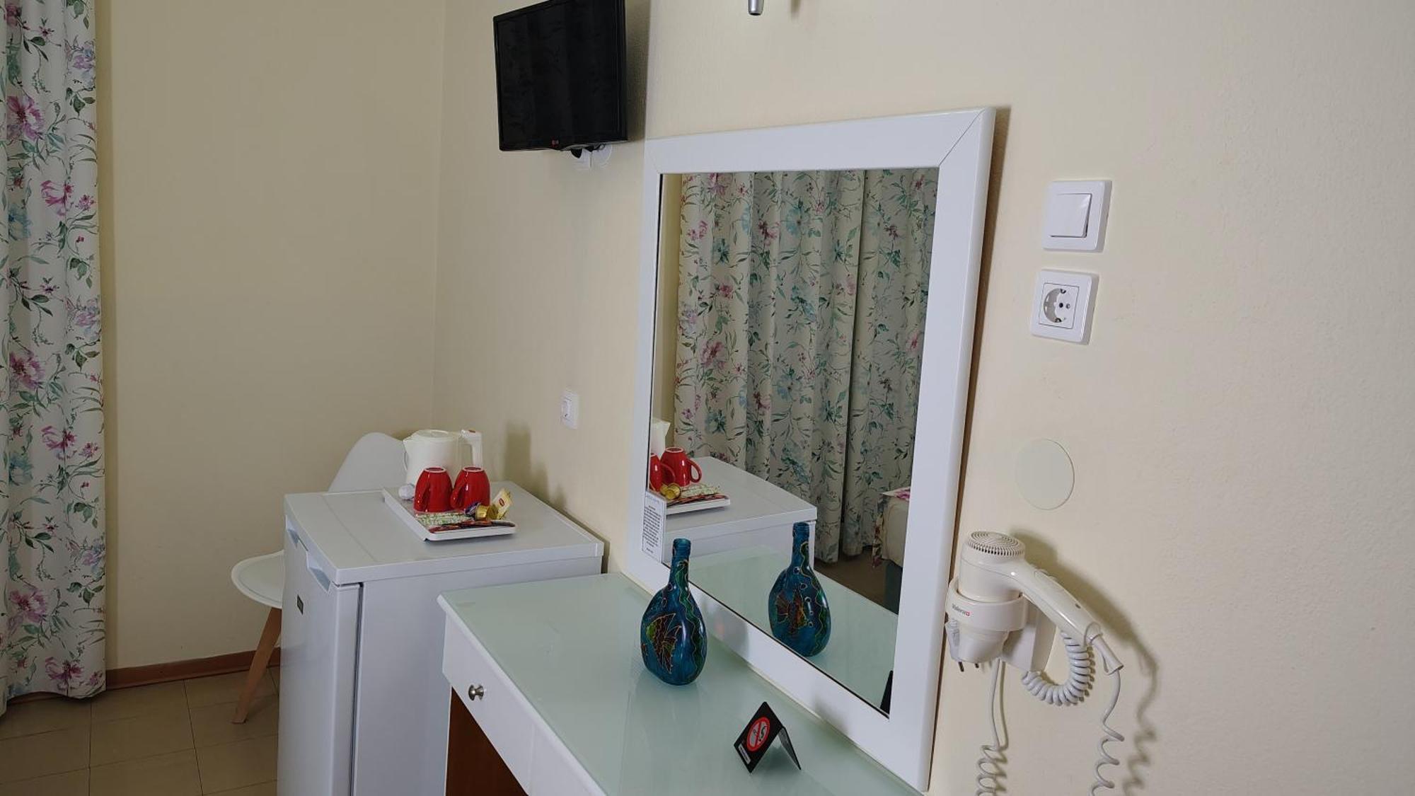 Laios Hotel (Adults Only) Λιμένας Εξωτερικό φωτογραφία